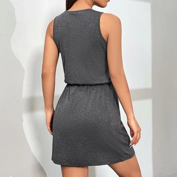 Simple grey dress from Shein - Picture 2 of 7